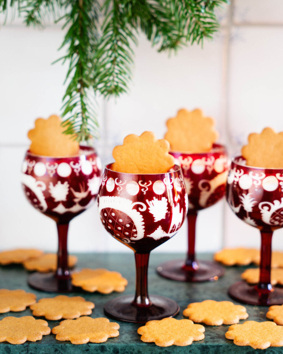 Yoghurtpannacotta med smak av pepparkaka